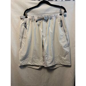 NWOT And Wander Mens Trek Shorts 10" Inseam Light Grey Size 4 Medium
